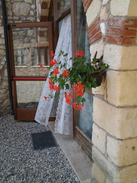 Agriturismo Corte Galvani เนกรา ภายนอก รูปภาพ