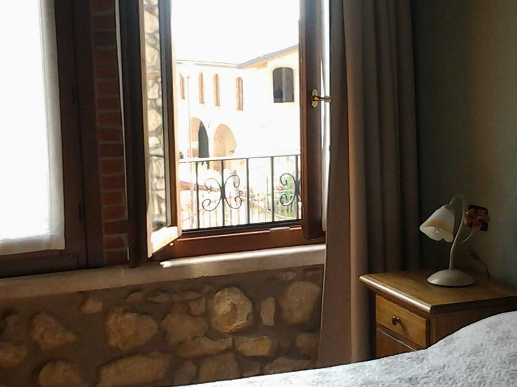 Agriturismo Corte Galvani เนกรา ภายนอก รูปภาพ