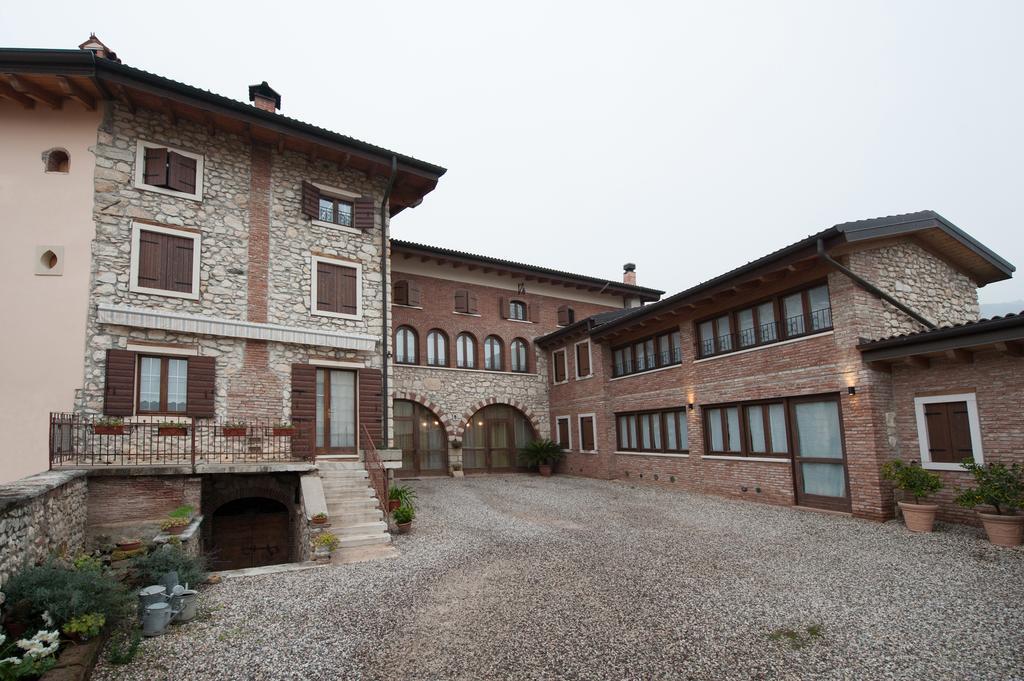 Agriturismo Corte Galvani เนกรา ภายนอก รูปภาพ
