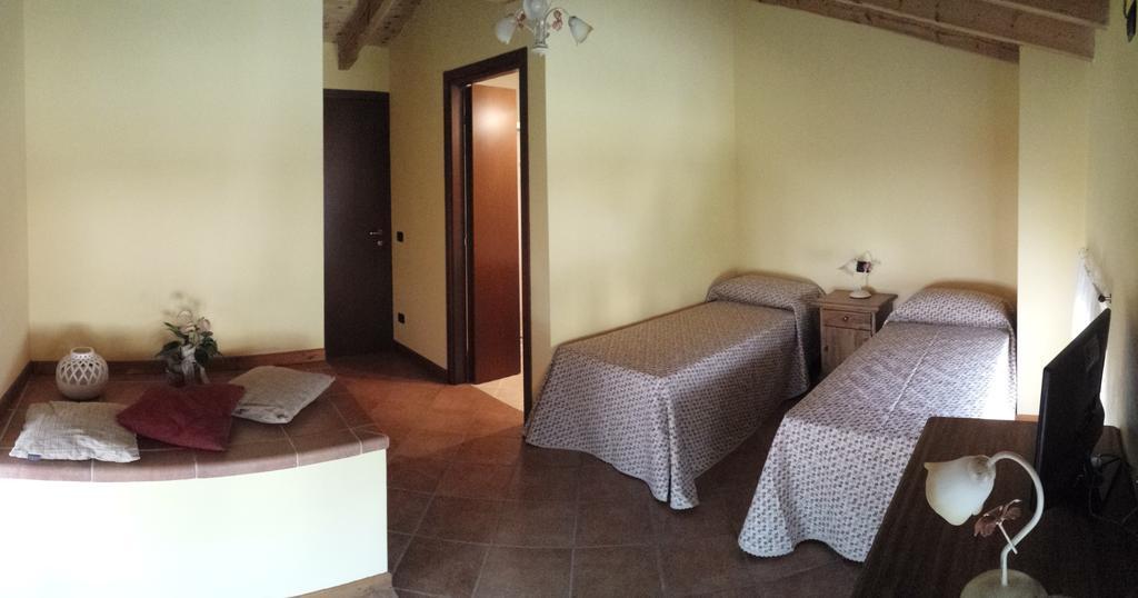 Agriturismo Corte Galvani เนกรา ภายนอก รูปภาพ